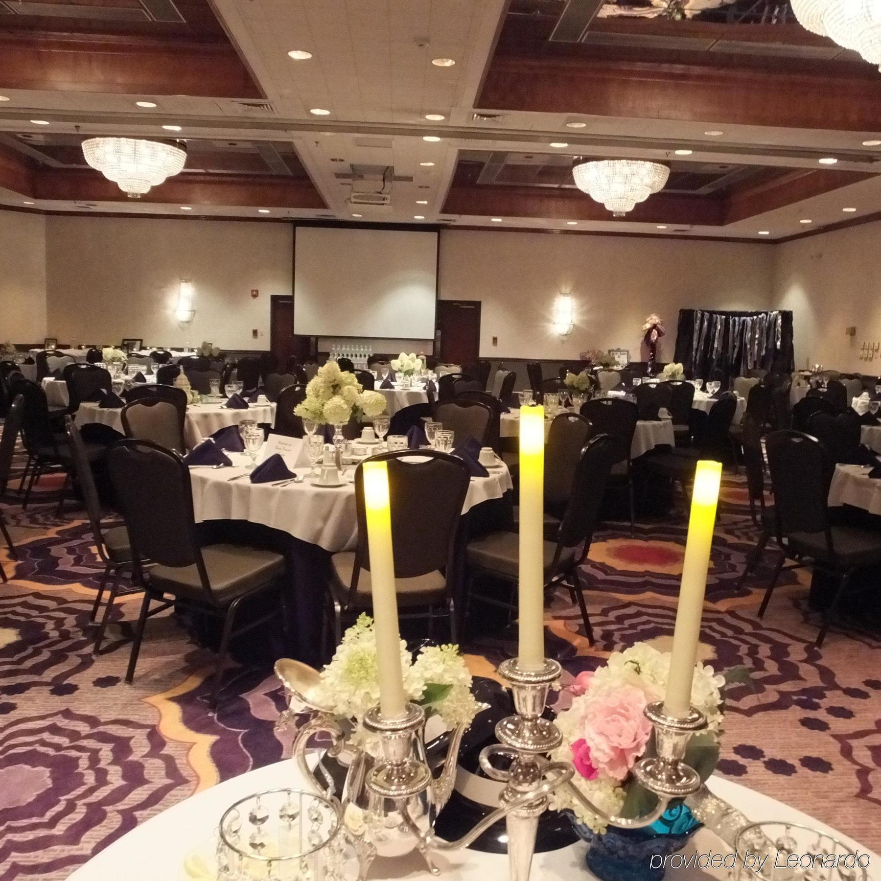 Crowne Plaza Hotel Hickory By Ihg Exterior foto